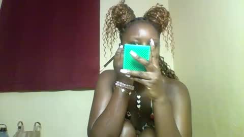 X melanine online show from February 5, 12:32 pm