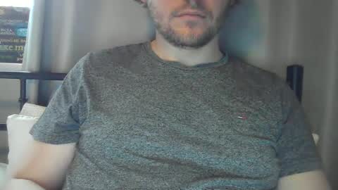 x_yes online show from December 17, 3:17 pm