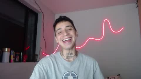 xalejo_max online show from November 29, 3:31 am