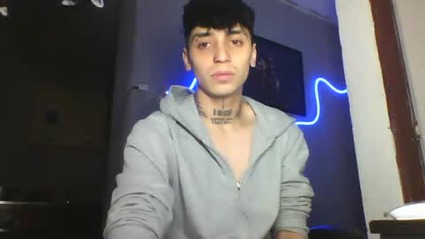 Snapshot of xalejo_max chatting on July 22, 11:57 am xalejo_max online show from July 22, 11:57 am