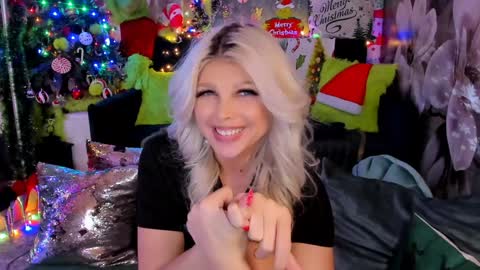 sooo hey im Sperm Mystik from Fuckistan i want you full my all holes bcs i have penis fever online show from December 22, 2:49 am