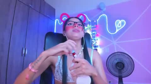 XALLYSONX online show from February 4, 5:34 pm