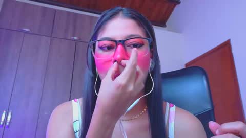 XALLYSONX online show from March 7, 11:29 am