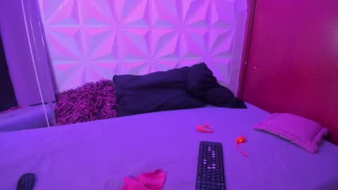 Snapshot of xamabtlee0107 chatting on September 16, 4:57 am xamabtlee0107 online show from September 16, 4:57 am