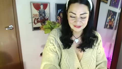 XAMARA1124 online show from January 5, 9:47 pm