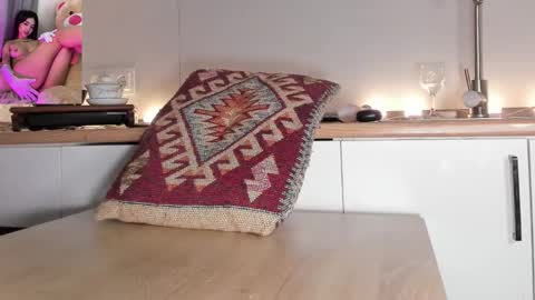 Snapshot of xamiisss chatting on February 18, 10:44 am lizbet online show from February 18, 10:44 am