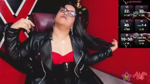 xander_taylor_ online show from July 7, 6:47 am