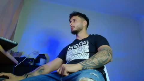 XanderCageX online show from October 2, 5:03 am