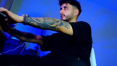 Snapshot of xandercagex chatting on February 15, 12:29 am XanderCageX online show from February 15, 12:29 am