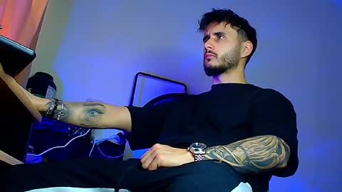 Snapshot of xandercagex chatting on February 21, 12:39 pm XanderCageX online show from February 21, 12:39 pm