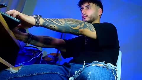 Snapshot of xandercagex chatting on February 28, 11:06 pm XanderCageX online show from February 28, 11:06 pm