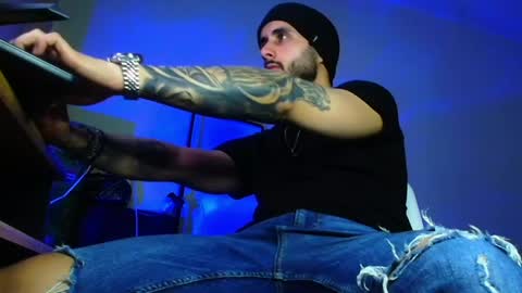 XanderCageX online show from May 4, 6:15 pm