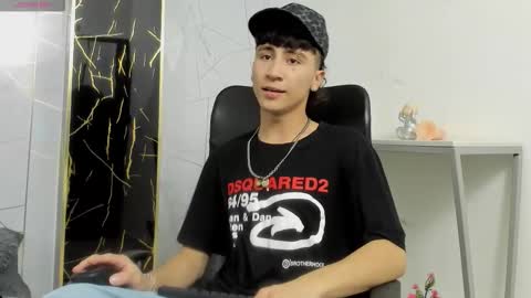 xandergrey8 online show from January 11, 8:14 pm