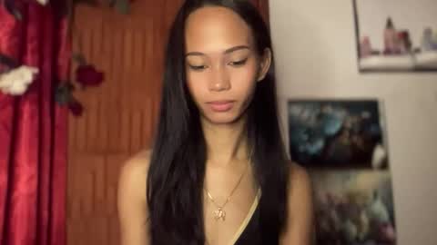 Snapshot of xandraluxe_xoxo chatting on February 10, 2:15 am Cassandra online show from February 10, 2:15 am