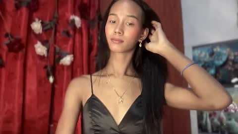 Snapshot of xandraluxe_xoxo chatting on March 2, 1:30 am Cassandra online show from March 2, 1:30 am