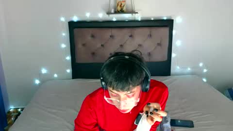 Snapshot of xangel__dustx chatting on January 6, 1:37 pm xangel__dustx online show from January 6, 1:37 pm