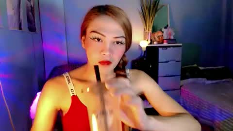 Snapshot of xangel_redx chatting on October 10, 12:04 pm ANGEL online show from October 10, 12:04 pm
