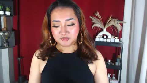 Nira   NOT INTO CHEAP GUYS  online show from September 14, 8:08 pm