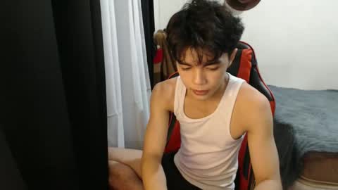 xaviar20 online show from May 22, 10:43 am