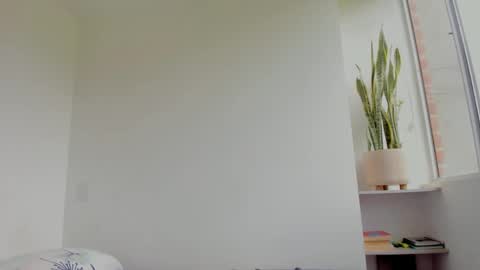 Xavier online show from September 22, 6:43 pm