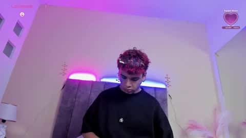 xavier fox   online show from February 13, 8:16 pm