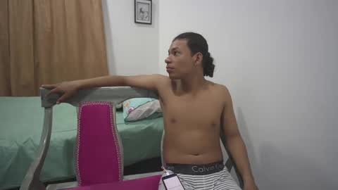 xayah_y_rakan online show from February 7, 6:14 am
