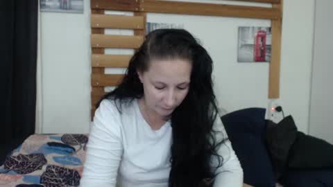 Kelly online show from December 21, 10:06 pm