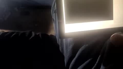 Snapshot of xcfqyiauondf chatting on December 16, 3:00 am xcfqyiauondf online show from December 16, 3:00 am