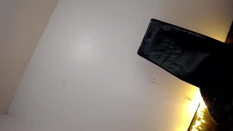 kianna online show from January 16, 7:52 pm