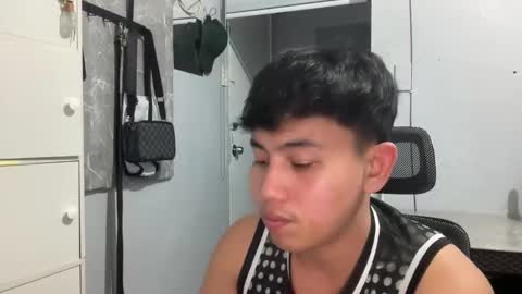 Charlie online show from November 23, 7:35 pm