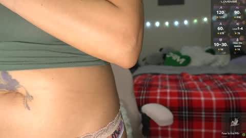 spoil me here  online show from December 5, 9:00 pm