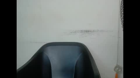 Snapshot of xcreamypussy chatting on December 25, 5:05 am xcreamypussy online show from December 25, 5:05 am