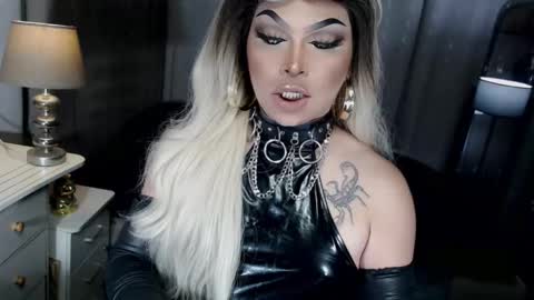 Zhavia online show from December 19, 5:09 pm