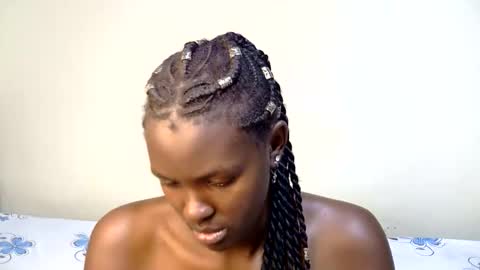 xeenah online show from January 15, 9:29 pm