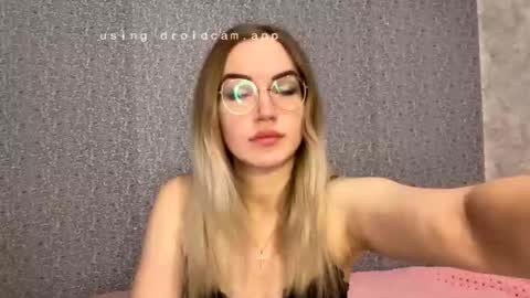 Helen online show from December 22, 6:43 am