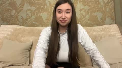 Snapshot of xeniabungard chatting on April 11, 4:22 pm Mia online show from April 11, 4:22 pm