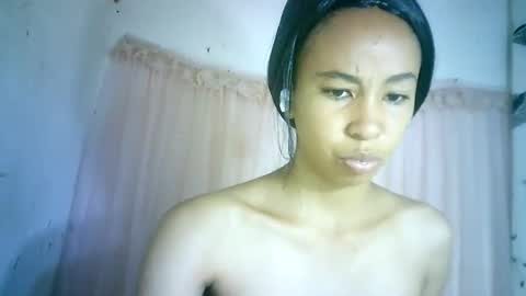 Snapshot of xenna610827 chatting on January 25, 6:24 pm xenna610827 online show from January 25, 6:24 pm