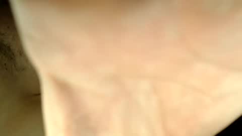 Snapshot of xesfinge chatting on December 9, 1:29 am xesfinge online show from December 9, 1:29 am