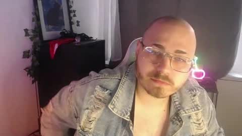 Snapshot of xfabian_love chatting on September 23, 9:34 am F A B I A N online show from September 23, 9:34 am