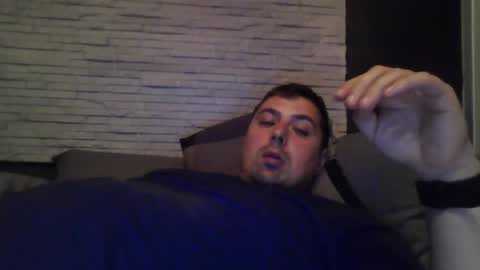 xfikusx44 online show from October 31, 4:52 pm