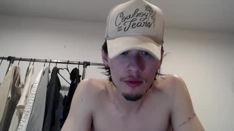 xgoonxmasterx online show from January 10, 7:43 am