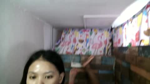 xgurlxlaloox online show from April 15, 1:56 am