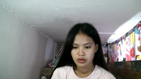 xgurlxlaloox online show from April 28, 2:27 am