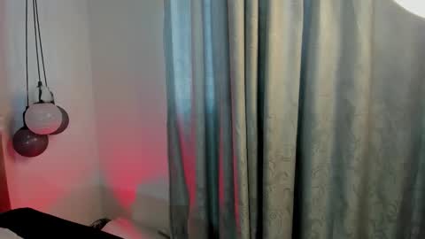 Snapshot of xhinata_hyugaxx chatting on September 20, 10:22 pm hinata  online show from September 20, 10:22 pm