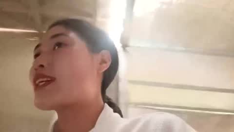 Snapshot of xiagoal_cute chatting on April 21, 3:13 am xiagoal_cute online show from April 21, 3:13 am