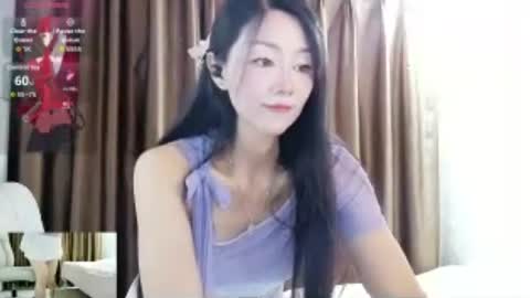 Snapshot of xiao_yue_ chatting on June 28, 4:51 am xiao_yue_ online show from June 28, 4:51 am
