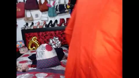 xiaraa26 online show from March 10, 10:15 am