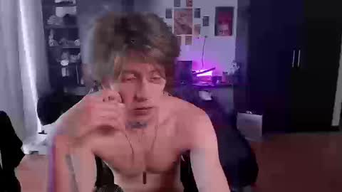 xIce Boy online show from March 14, 4:56 pm