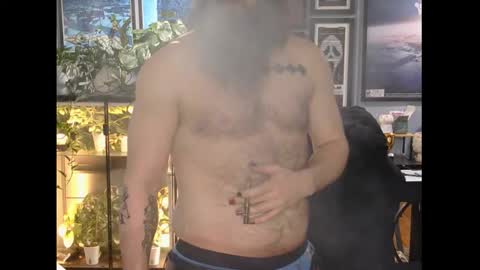 xiisil online show from February 11, 6:35 pm