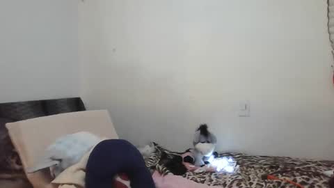 Snapshot of xime5144838 chatting on March 10, 12:07 am Ximena online show from March 10, 12:07 am